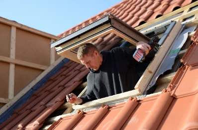 Pose de fenêtres de toit Velux à Vensat